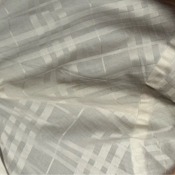 Burberry
Basic Button-Down Blouse - Picture 14 of 15